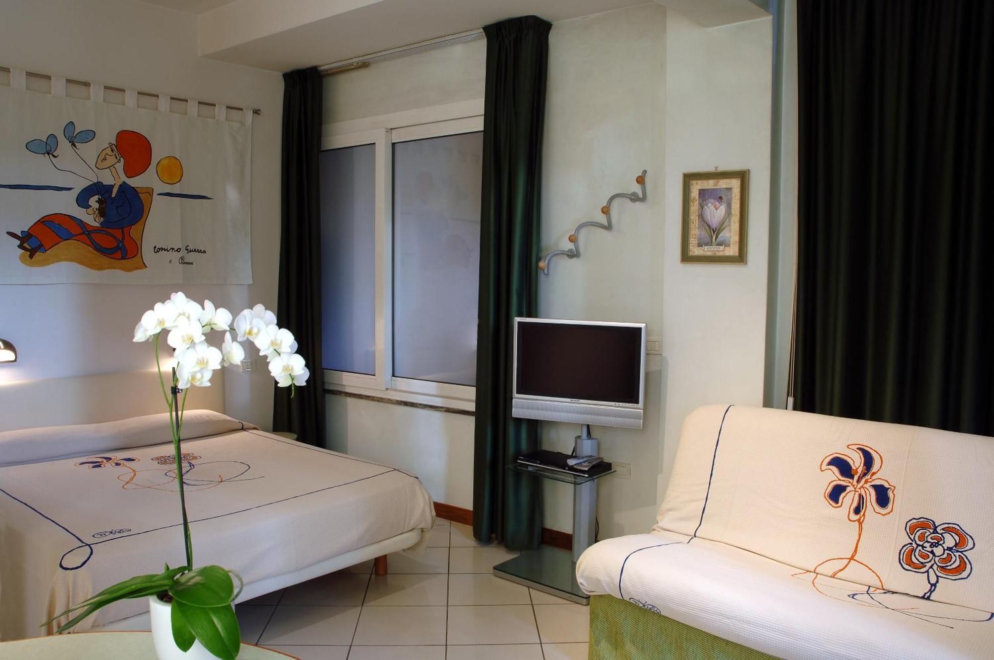 Hotel Eros Residence Cervia Eksteriør billede