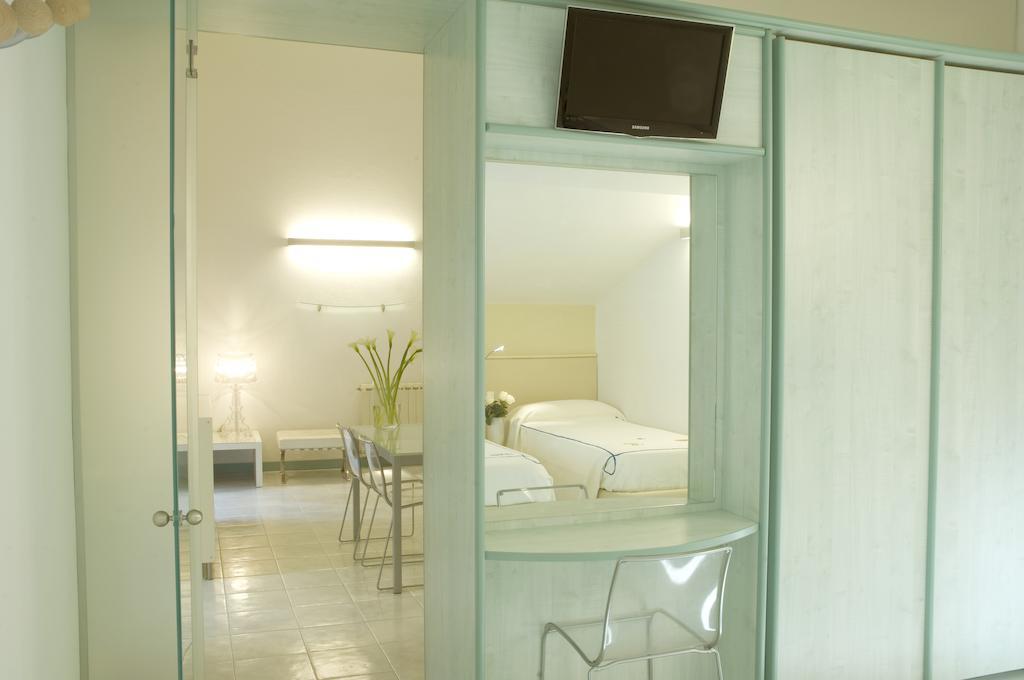 Hotel Eros Residence Cervia Eksteriør billede