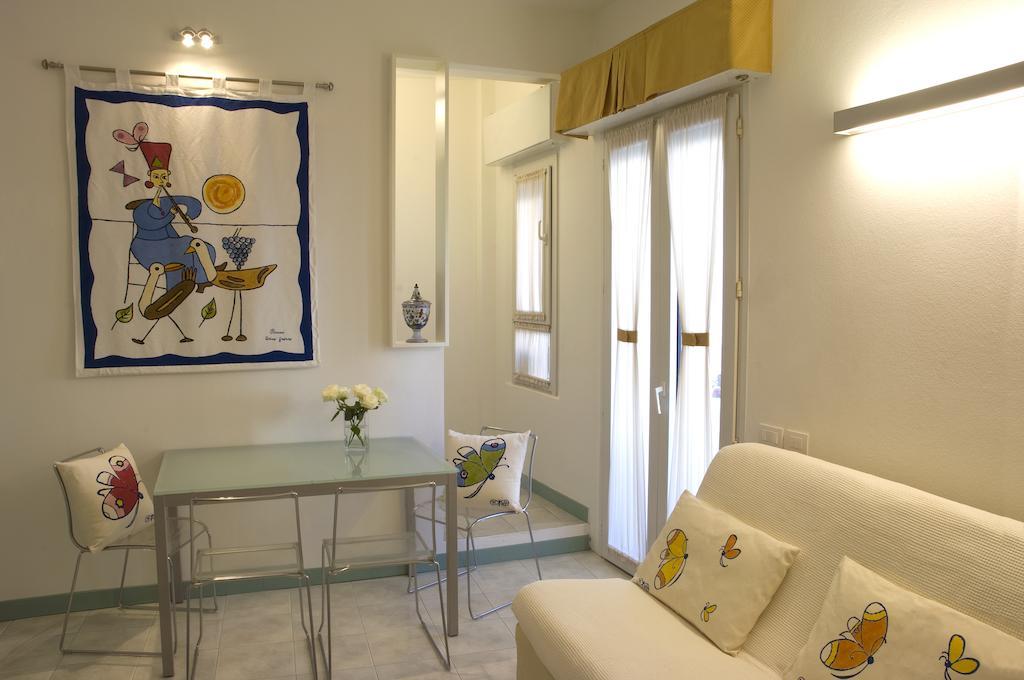 Hotel Eros Residence Cervia Eksteriør billede