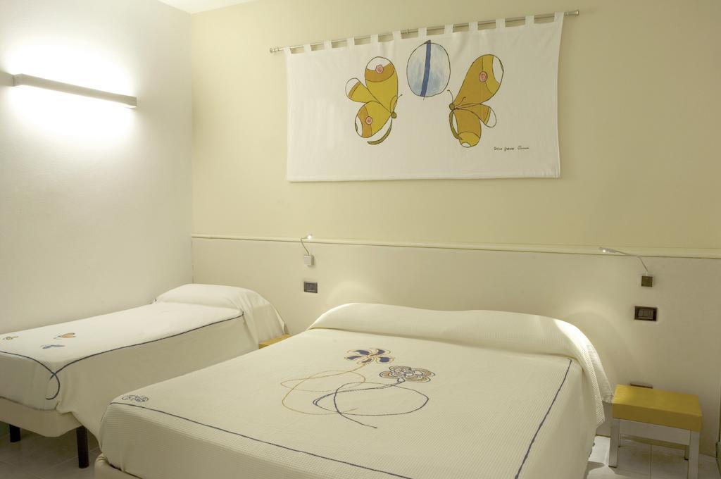 Hotel Eros Residence Cervia Eksteriør billede